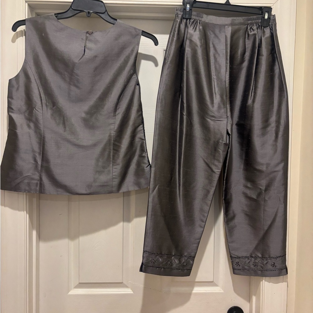 Notations 100% Silk Gray Women's Pants Set - Picture 7 of 16